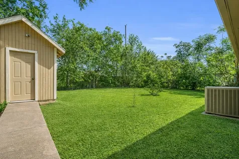3922 Simsbrook Drive Houston TX 77045