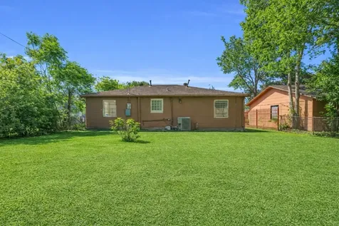 3922 Simsbrook Drive Houston TX 77045