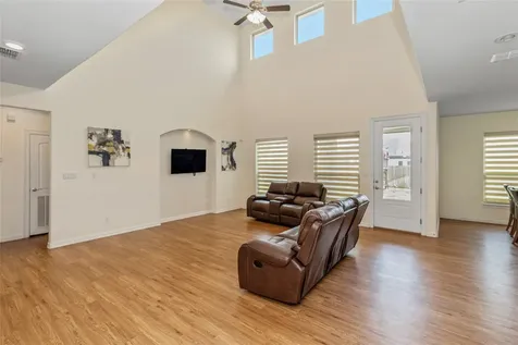 2016 Santa Fe Circle Edinburg TX 78542