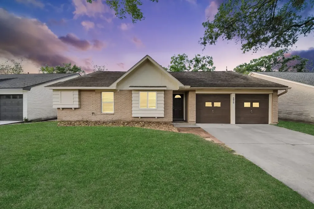 6019 Spellman Road Houston TX 77096