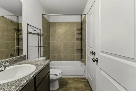 121 St Regis Livingston TX 77351