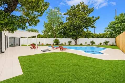 12002 S Circle Drive Houston TX 77071