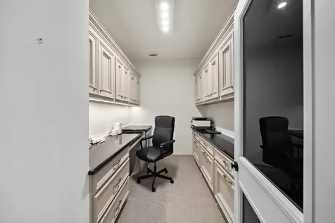 1229 Ripple Creek Drive Houston TX 77057