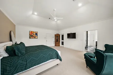 1229 Ripple Creek Drive Houston TX 77057