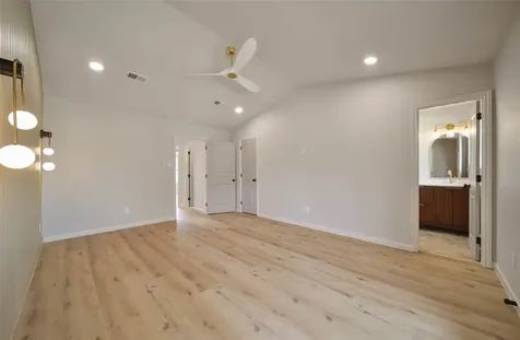 800 Country Place Drive 302 Houston TX 77079