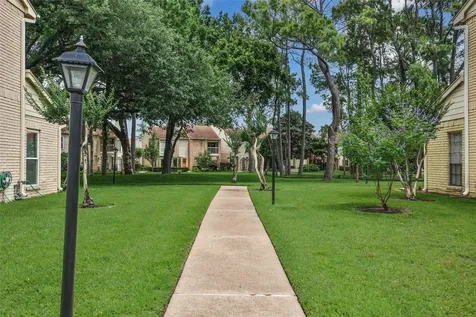 800 Country Place Drive 302 Houston TX 77079