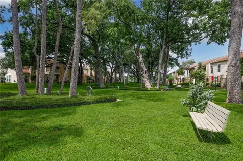 800 Country Place Drive 302 Houston TX 77079