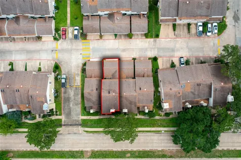 800 Country Place Drive 302 Houston TX 77079