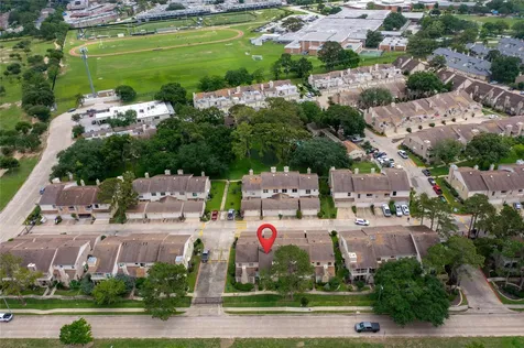 800 Country Place Drive 302 Houston TX 77079