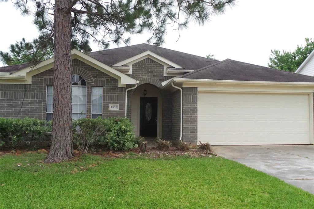 4918 Sterling Crossing Pearland TX 77584