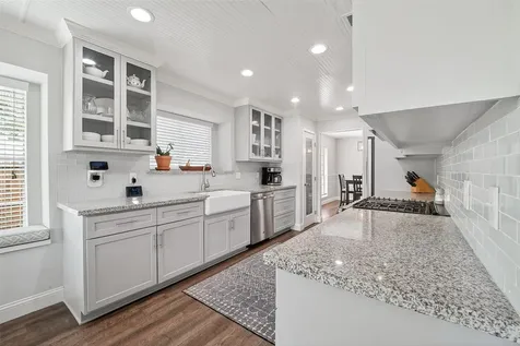 2221 Aberdeen Drive League City TX 77573
