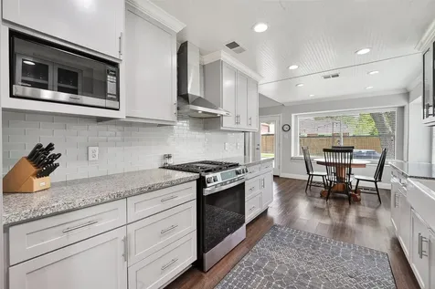 2221 Aberdeen Drive League City TX 77573
