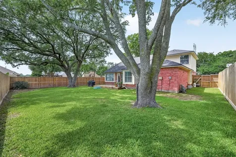 2221 Aberdeen Drive League City TX 77573