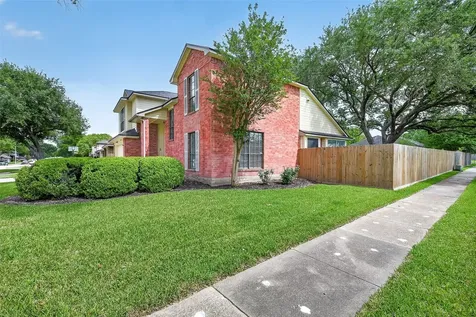 2221 Aberdeen Drive League City TX 77573