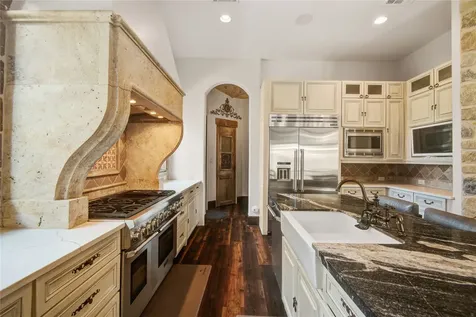 10 Sullivans Lane Missouri City TX 77459