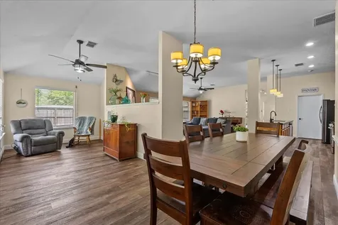 5102 Cherrywood Court League City TX 77573