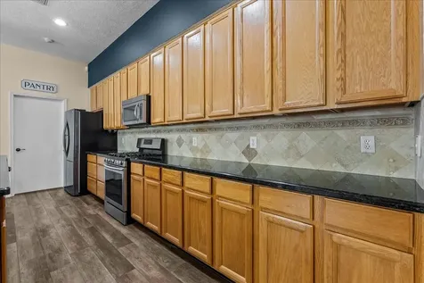 5102 Cherrywood Court League City TX 77573