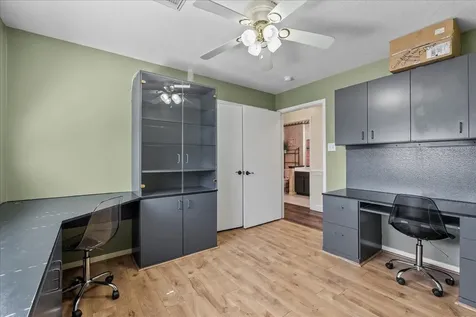 5102 Cherrywood Court League City TX 77573