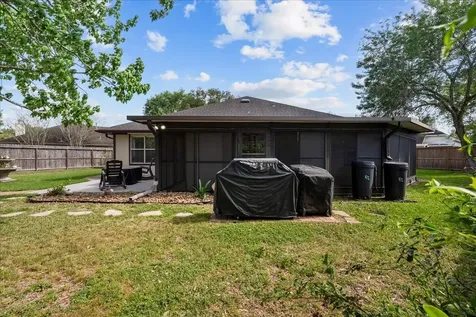 5102 Cherrywood Court League City TX 77573