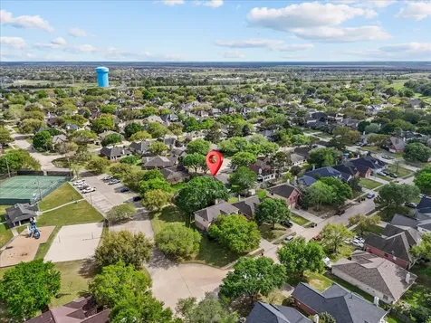 5102 Cherrywood Court League City TX 77573