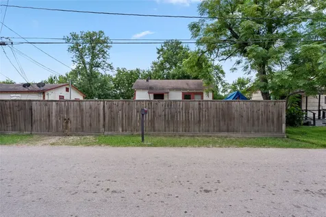 7333 Parkes Street Houston TX 77088