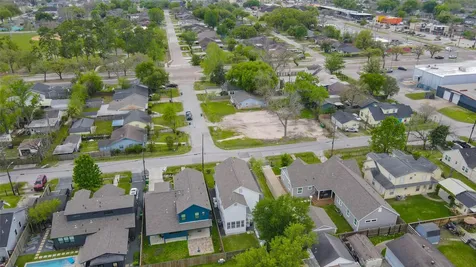 4819 Cetti Street Houston TX 77009