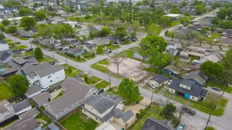 4819 Cetti Street Houston TX 77009