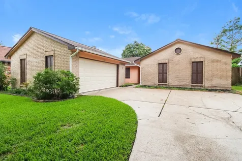 10930 Rosewood Court La Porte TX 77571