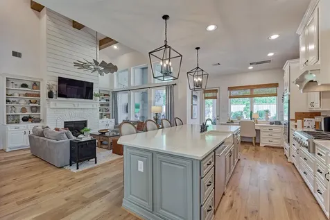 87 W Sawyer Ridge Drive The Woodlands TX 77389