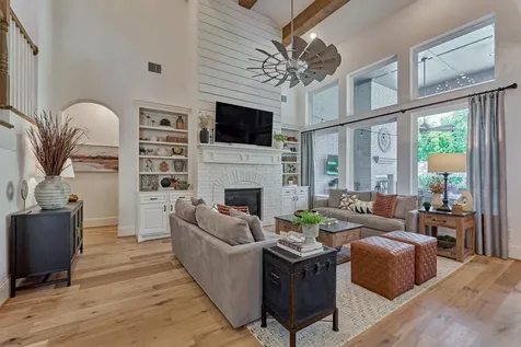 87 W Sawyer Ridge Drive The Woodlands TX 77389