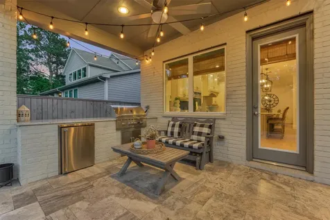 87 W Sawyer Ridge Drive The Woodlands TX 77389