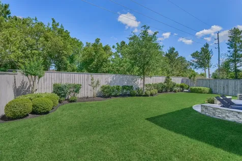 87 W Sawyer Ridge Drive The Woodlands TX 77389