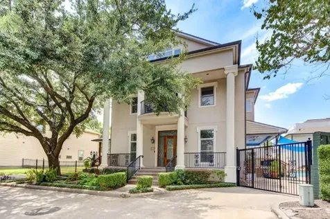 122 Vieux Carre Drive Houston TX 77009