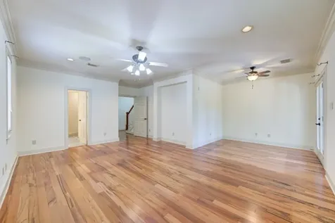 122 Vieux Carre Drive Houston TX 77009