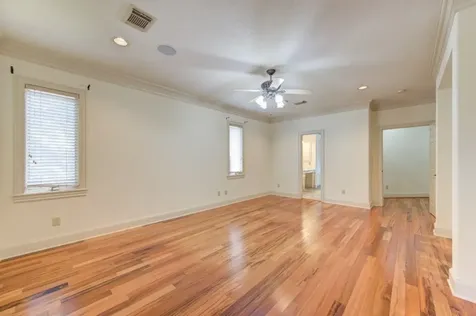 122 Vieux Carre Drive Houston TX 77009