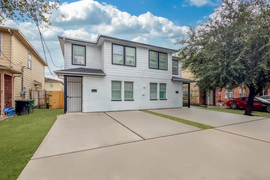 6933 Liverpool Street A Houston TX 77021