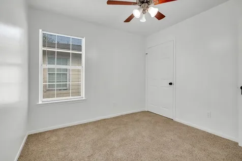 6933 Liverpool Street A Houston TX 77021