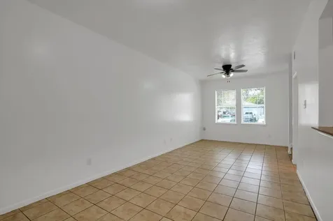 6933 Liverpool Street A Houston TX 77021
