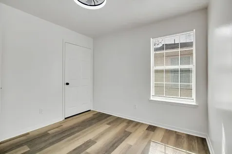 6933 Liverpool Street A Houston TX 77021