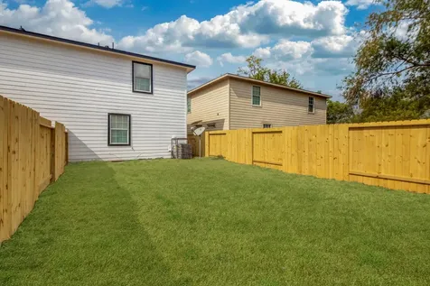 6933 Liverpool Street A Houston TX 77021