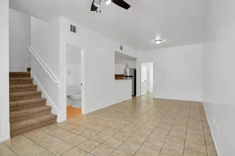 6933 Liverpool Street A Houston TX 77021