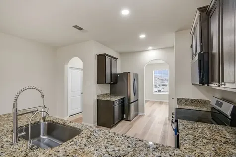 1202 Paradise Found Drive Rosharon TX 77583