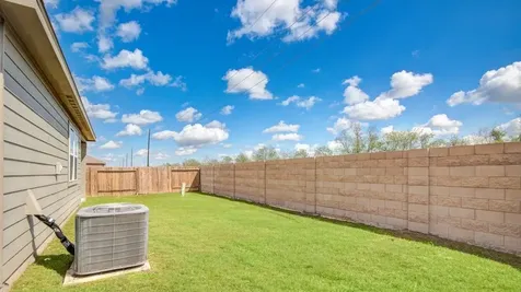 1202 Paradise Found Drive Rosharon TX 77583