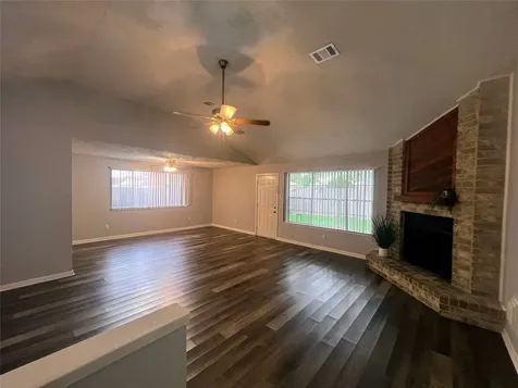 1202 Manorglen Drive Missouri City TX 77489