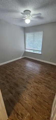 7711 Del Glen Lane Houston TX 77072