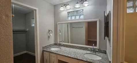 7711 Del Glen Lane Houston TX 77072