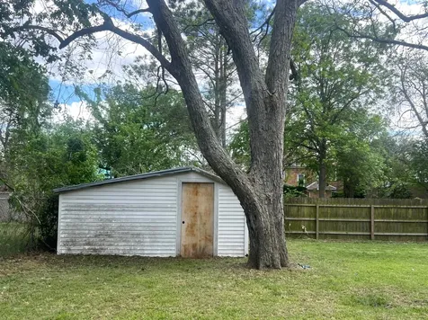 1011 Prairie Street Columbus TX 78934