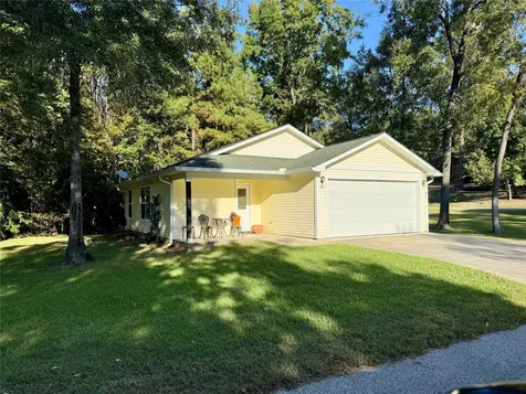200 Dewberry Livingston TX 77351