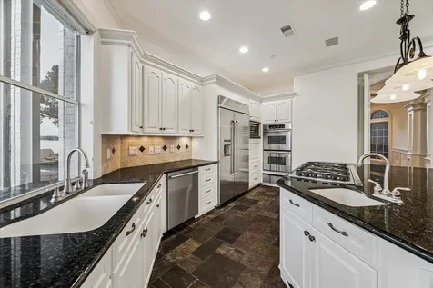 115 Lake Estates Drive Montgomery TX 77356