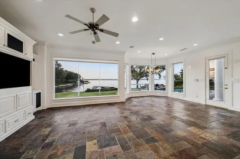 115 Lake Estates Drive Montgomery TX 77356
